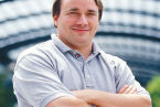 Linus Torvalds. Dla wtajemniczonych: GURU.