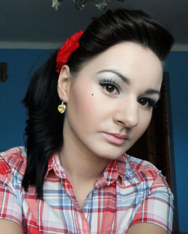 pinup.jpg