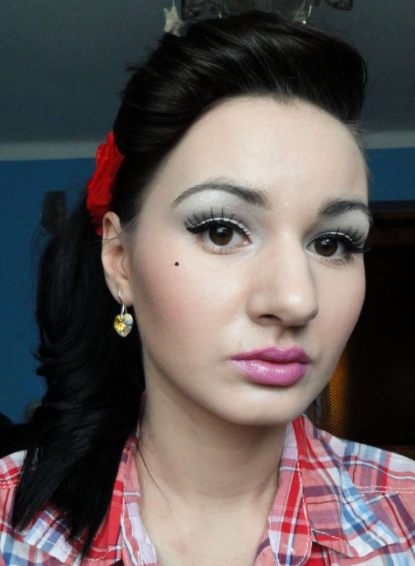 pinup5.jpg