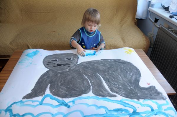 Chociaż jestem mały z pomocą mamy namalowaliśmy rączkami ddduuużżżąąąąą fokę
