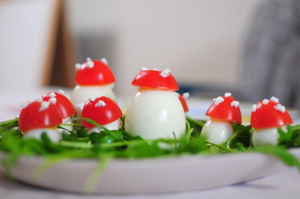 eating-796490_1280.jpg