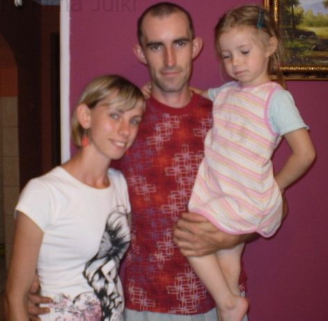 Aleksandra Grzeszczeszyn z mężem i córką