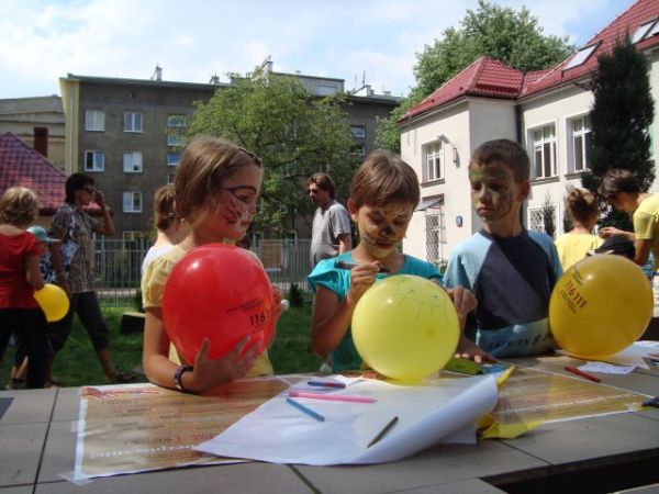 Piknik w ogrodzie Praskiego Centrum Dziecka i Rodziny w Warszawie, 3.08.2010