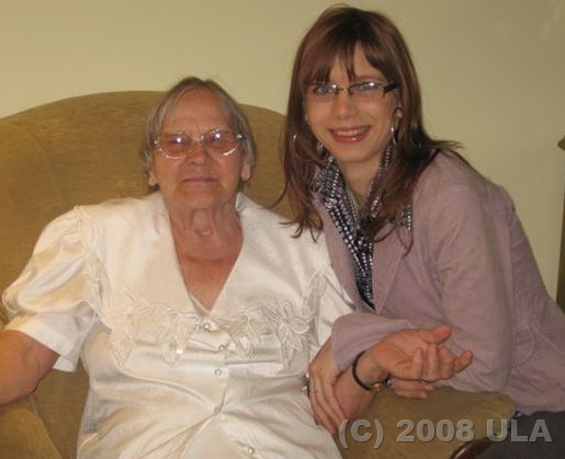 Ja i moja 92-letnia pra-babcia :)
