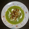 Zupa krem brokułowy z grzankami