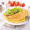 Omlet z żółtym serem na śniadanie, obiad lub kolację